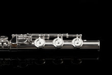 Load image into Gallery viewer, Pearl Quantz Flute 665 Series Offset G/Split E/B-Foot/Forza Head +Kit/Rod/Case +2-Day | WorldShip | Authorized Dealer