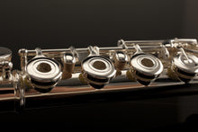 Load image into Gallery viewer, Pearl Quantz Flute 765 Series Open Hole/Offset G/Split E/Forza Head Joint +2-Day | WorldShip | Authorized Dealer