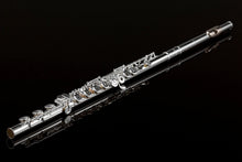 Load image into Gallery viewer, Pearl Quantz Vigore Flute 665 Series Open Hole/BFoot/SplitE/C#Trill/D#Roller/3K Gold Lip | WorldShip | Authorized Dealer