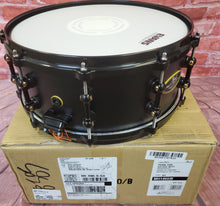 Load image into Gallery viewer, Pearl Matt Halpern 14"x6" Black-on-Brass Signature Snare Drum Powder-Coat Finish | Authorized Dealer
