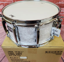 Load image into Gallery viewer, Pearl Masters Maple Complete White Marine 14x6.5 Snare Drum | NEW Authorized Dealer | Worldwide Ship