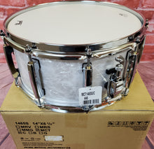Load image into Gallery viewer, Pearl Masters Maple Complete White Marine 14x6.5 Snare Drum | NEW Authorized Dealer | Worldwide Ship