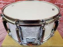 Load image into Gallery viewer, Pearl Masters Maple Complete White Marine 14x6.5 Snare Drum | NEW Authorized Dealer | Worldwide Ship
