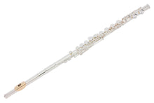 Load image into Gallery viewer, Pearl Flute Quantz 665 Series Offset-G/C-Footjoint/Split-E/Closed Hole/Vigore 3K Gold Lip Gold Lip-Plate, C-Sharp Trill Key, and D-Sharp Roller +CASE | +2-Day | Dealer