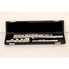 Load image into Gallery viewer, Pearl Quantz Flute B Footjoint, Open Hole, Inline G, Sterling Silver Headjoint +Kit/Rod/Case NEW Authorized Dealer