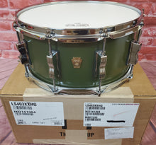 Load image into Gallery viewer, Ludwig *Pre-Order* Classic Maple 6.5x14" Heritage Green Kit Snare Drum | Made in the USA | Special Order | Authorized Dealer