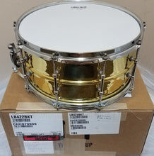 Load image into Gallery viewer, Ludwig 6.5x14" Hammered Brass Hammered Kit Snare Drum with Tube Lugs LB422BKT Made in the USA NEW Authorized Dealer