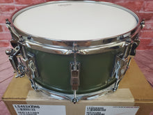 Load image into Gallery viewer, Ludwig *Pre-Order* Classic Maple 6.5x14" Heritage Green Kit Snare Drum | Made in the USA | Special Order | Authorized Dealer
