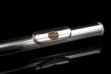 Load image into Gallery viewer, Pearl *Pre-Order* Quantz Flute 525 Off-Set Ring Key B-Foot Split E Mechanism Forza Headjoint Special Order | WorldShip | Authorized Dealer

