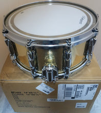 Load image into Gallery viewer, Pearl Reference 14x6.5 Rolled Seamless 3mm Brass Snare Drum NEW Authorized Dealer - Worldwide Ship!
