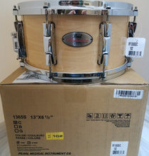 Load image into Gallery viewer, Pearl Reference 13x6.5 Natural Maple Snare Drum | WorldShip | Special Order | NEW Authorized Dealer
