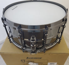 Load image into Gallery viewer, Ludwig Universal Metal 6.5x14&quot; Black Brass Snare Drum Black Nickel Die Cast Hoops Authorized Dealer
