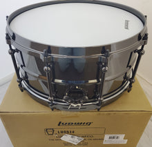 Load image into Gallery viewer, Ludwig Universal Metal 6.5x14&quot; Black Brass Snare Drum Black Nickel Die Cast Hoops Authorized Dealer
