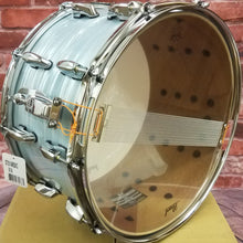 Load image into Gallery viewer, Pearl Session Studio Select Ice Blue Oyster 14x8&quot; Snare Drum - NEW Authorized Dealer
